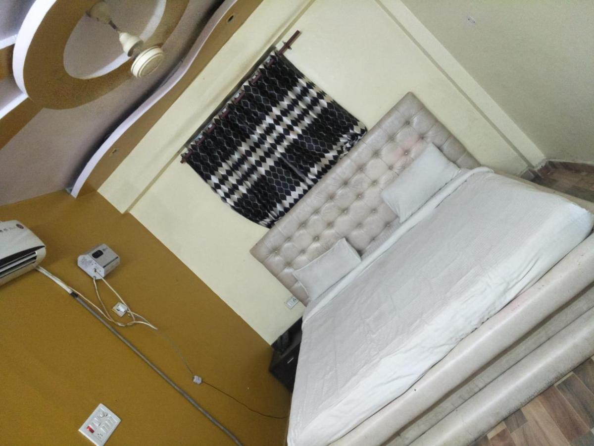 Hotel Shiv Mahima Inn By Wb Inn Allāhābād Junction Eksteriør bilde